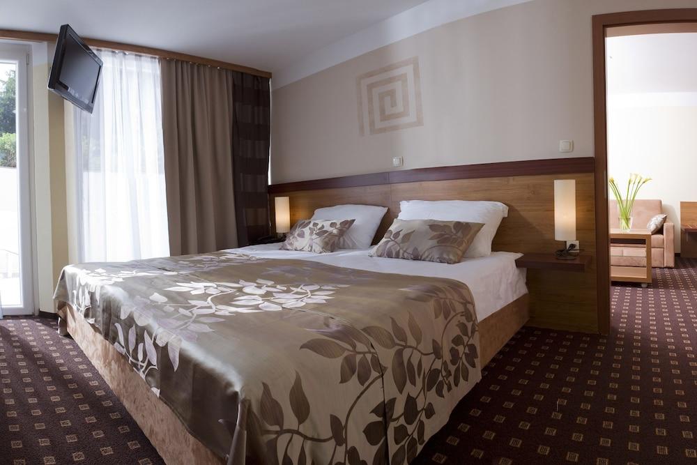Hotel Aquapark Zusterna Koper Zewnętrze zdjęcie